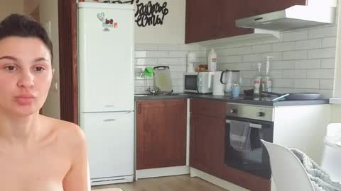 Kristi online show from October 4, 2025, 6:55 am