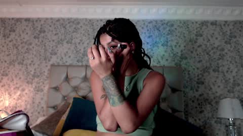 KristinWall online show from December 4, 2024, 5:44 pm