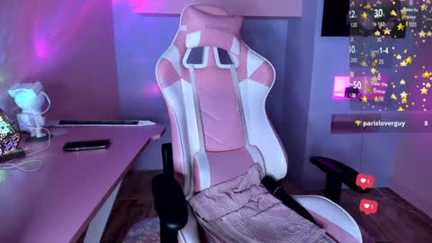 KristinWall online show from December 21, 2024, 11:34 pm