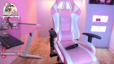 KristinWall online show from January 7, 2025, 11:03 pm