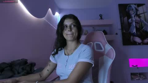 KristinWall online show from February 20, 2025, 8:58 pm