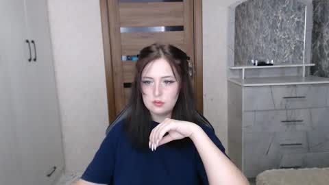 Kristy online show from December 4, 2025, 8:50 pm