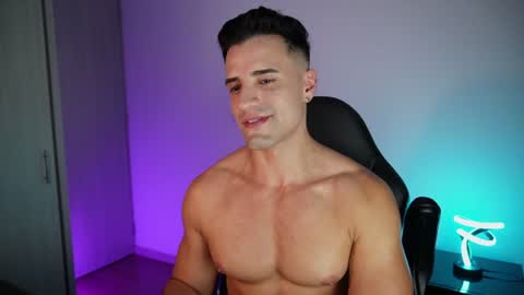 Snapshot of krops_ chatting on July 20, 2026, 3:32 am KROPS online show from July 20, 2026, 3:32 am