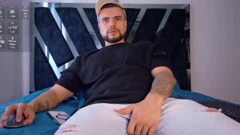 Kroy Wood online show from October 1, 2025, 2:45 pm