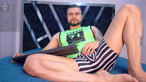 Kroy Wood online show from October 15, 2025, 11:54 am