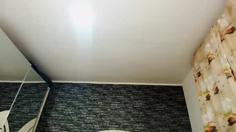 krystal desire online show from December 23, 2024, 6:05 pm