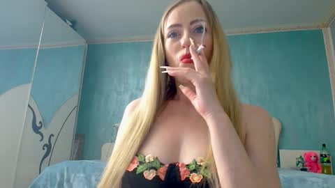 Snapshot of krystal_desire chatting on April 12, 2026, 2:55 pm krystal desire online show from April 12, 2026, 2:55 pm