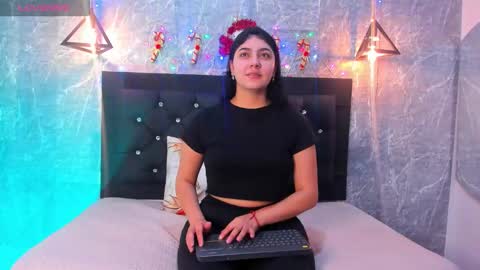 Kystal Taylor online show from December 21, 2025, 12:34 pm