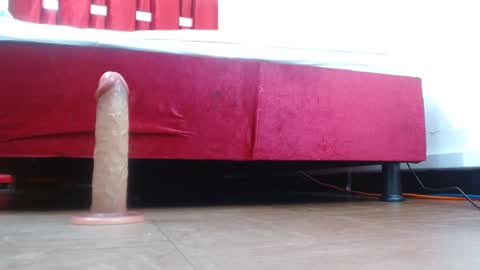 KRYSTAL THOMSON online show from March 3, 2025, 10:42 pm