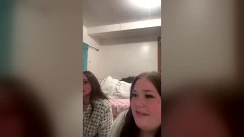 krystalbaby2727 online show from July 8, 2026, 10:58 pm