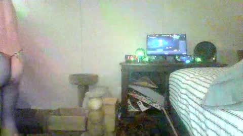 krystalizedkitsune online show from June 24, 2026, 4:33 am