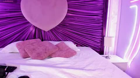 krystalswift_ online show from January 18, 2026, 2:59 am