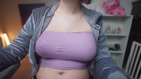 Krystal Syx online show from February 25, 2025, 5:04 pm