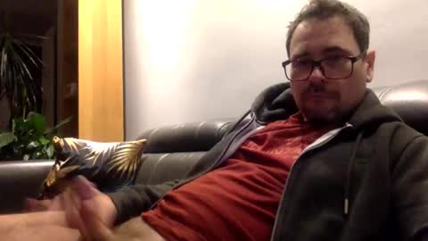 krzysztof1977 online show from March 4, 2026, 9:32 pm