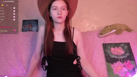 Snapshot of ksuhesa chatting on March 3, 2025, 1:20 pm ksuhesa online show from March 3, 2025, 1:20 pm