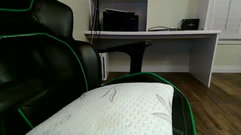 Snapshot of kt12369 chatting on January 24, 2025, 7:41 am Kevin online show from January 24, 2025, 7:41 am