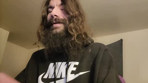 Snapshot of kubish1 chatting on October 1, 2025, 8:42 am Kubish online show from October 1, 2025, 8:42 am