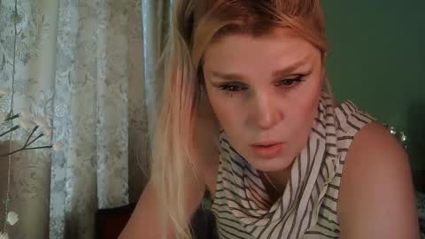 Snapshot of kudesnizza chatting on December 19, 2024, 10:45 am Annika MTF ts post -op online show from December 19, 2024, 10:45 am