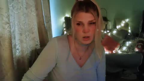 Snapshot of kudesnizza chatting on February 8, 2025, 10:39 am Annika MTF ts post -op online show from February 8, 2025, 10:39 am