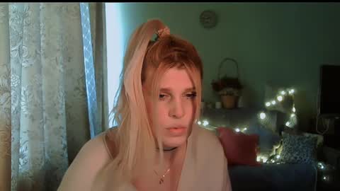 Snapshot of kudesnizza chatting on February 25, 2025, 10:47 am Annika MTF ts post -op online show from February 25, 2025, 10:47 am