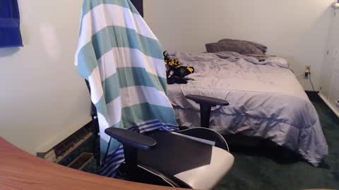 Kuggy online show from September 30, 2025, 10:15 pm