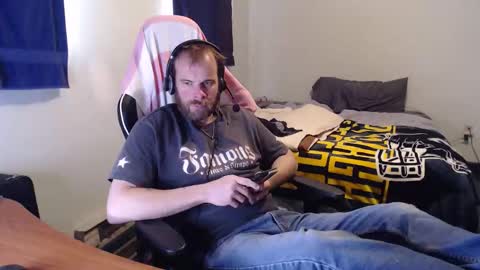 Kuggy online show from December 18, 2025, 2:56 pm