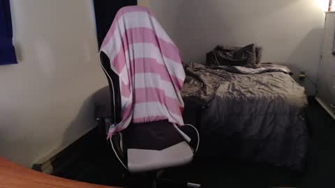 Kuggy online show from July 5, 2026, 12:23 pm