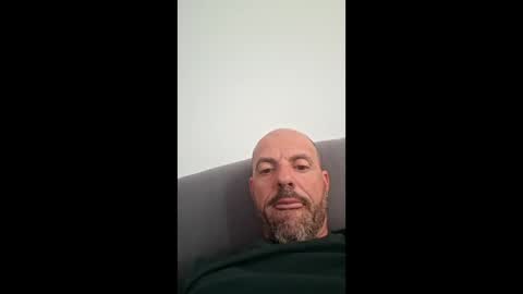 kukuxx1 online show from March 4, 2026, 10:32 am