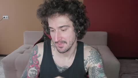 Snapshot of kumisboy chatting on January 29, 2025, 7:04 am Robert online show from January 29, 2025, 7:04 am