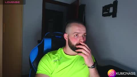 kumonass online show from April 2, 2026, 6:05 pm