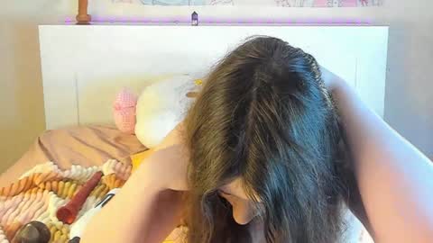 Anna online show from February 1, 2025, 3:19 am