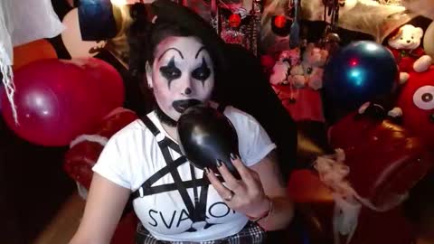 Fetiche Woman online show from October 18, 2025, 9:04 pm