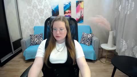 kuri_u online show from January 8, 2026, 9:44 am