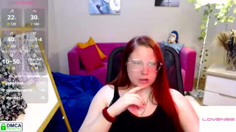 Snapshot of kuri_u1 chatting on June 20, 2026, 5:05 pm Helen online show from June 20, 2026, 5:05 pm