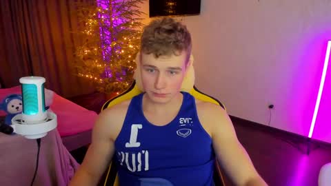 kurt_hanssen online show from January 22, 2025, 8:38 pm