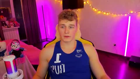 kurt_hanssen online show from March 6, 2025, 8:27 pm