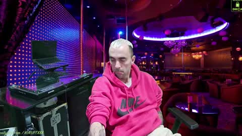 kuruptxxx online show from January 26, 2025, 10:35 pm
