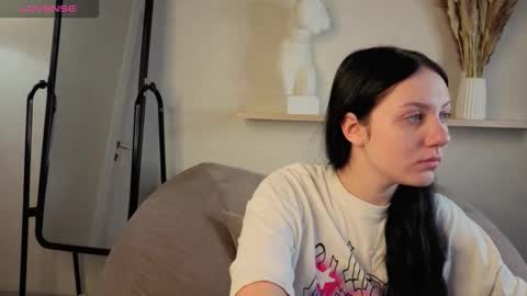 Kvetachka Thu-Sun 0900am-1500pmGTM2 online show from November 19, 2025, 12:43 am