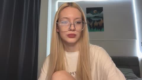 Bella and Alexandra online show from January 10, 2026, 11:20 pm