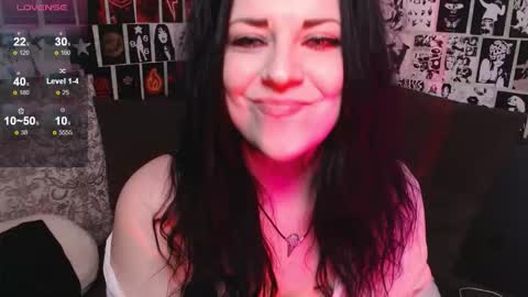 Kvopa online show from November 27, 2025, 8:55 pm