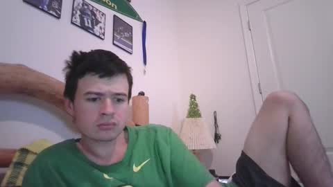 Snapshot of kwahrens22 chatting on December 5, 2024, 11:29 pm Kenji online show from December 5, 2024, 11:29 pm