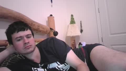 Snapshot of kwahrens22 chatting on December 12, 2024, 12:38 am Kenji online show from December 12, 2024, 12:38 am