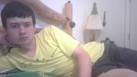 Snapshot of kwahrens22 chatting on December 19, 2024, 1:18 am Kenji online show from December 19, 2024, 1:18 am