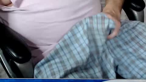 kwib34 online show from January 15, 2026, 7:46 am