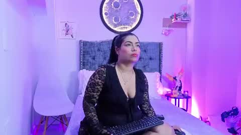 Snapshot of kyana_cream chatting on July 25, 2026, 11:52 am kyana_cream online show from July 25, 2026, 11:52 am