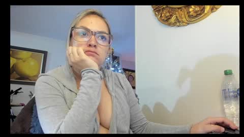kyhara online show from December 14, 2024, 3:29 am