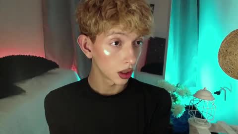 Snapshot of kyle__cooper chatting on December 9, 2024, 4:23 am Kyle Cooper online show from December 9, 2024, 4:23 am