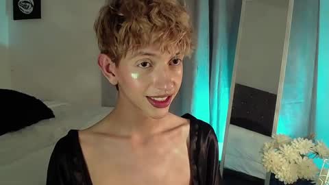 Snapshot of kyle__cooper chatting on December 15, 2024, 5:23 am Kyle Cooper online show from December 15, 2024, 5:23 am