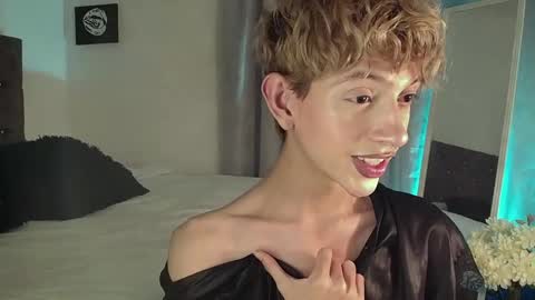 Snapshot of kyle__cooper chatting on December 19, 2024, 2:12 am Kyle Cooper online show from December 19, 2024, 2:12 am