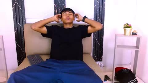 Snapshot of kyle_dimons chatting on February 27, 2026, 11:32 am Kyle Dimons online show from February 27, 2026, 11:32 am